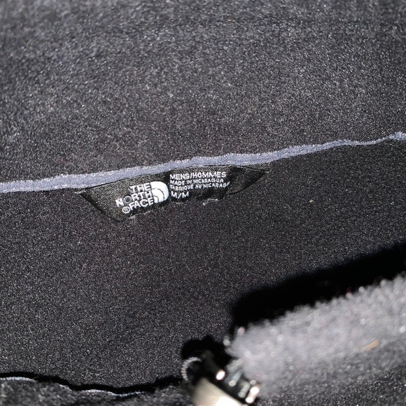 Men’s north face jacket - Picture 2 of 4